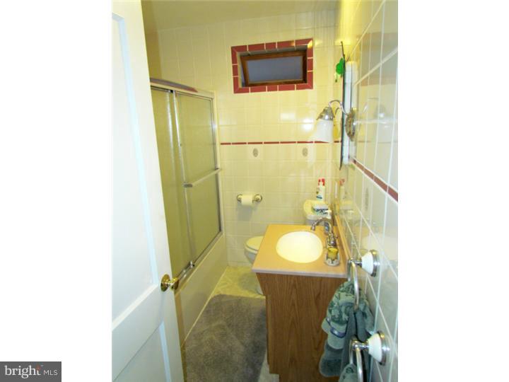 217 Deptford Road Glassboro, NJ 08028 - Photo 21 of 25