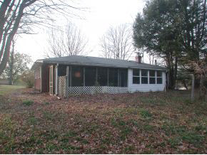 5121 South Harmony Road Bloomington, IN 47403 - Photo 2 of 4