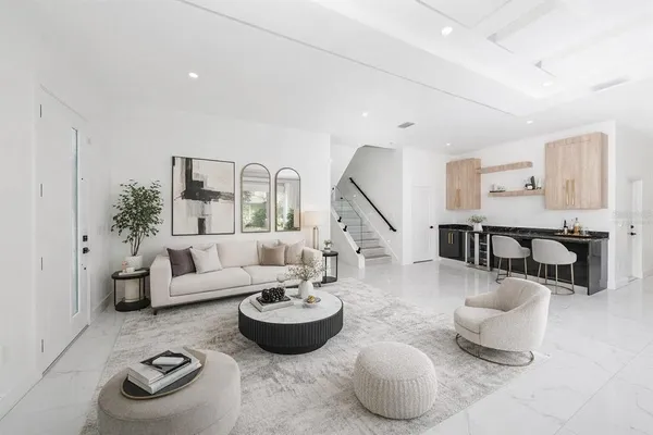 $949,990 | 902 West Sligh Avenue, Tampa, FL 33604