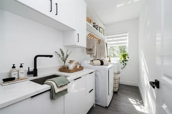 $949,990 | 902 West Sligh Avenue, Tampa, FL 33604