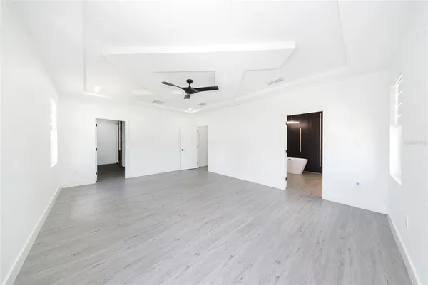 $949,990 | 902 West Sligh Avenue, Tampa, FL 33604