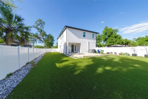 $949,990 | 902 West Sligh Avenue, Tampa, FL 33604