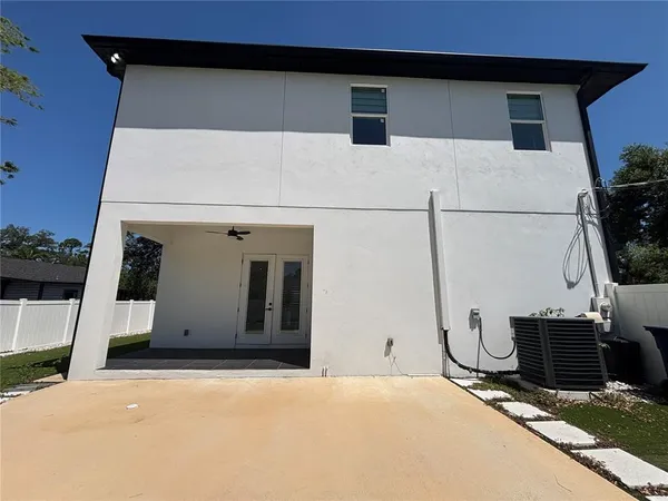 $949,990 | 902 West Sligh Avenue, Tampa, FL 33604