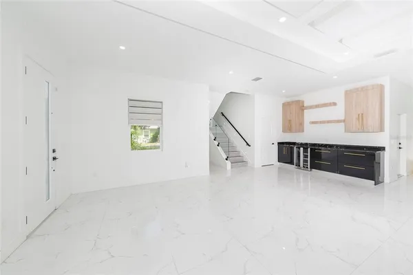 $949,990 | 902 West Sligh Avenue, Tampa, FL 33604