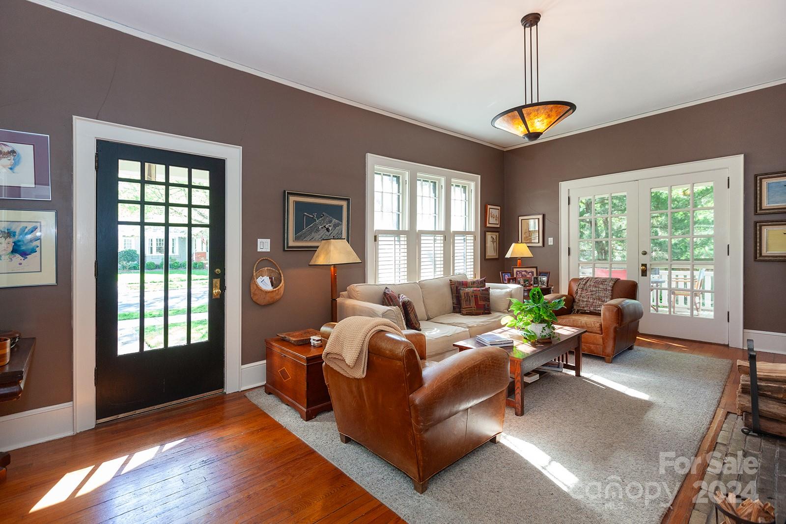 2010 Park Road Charlotte, NC 28203 - Photo 3 of 33 Gallery Image 3