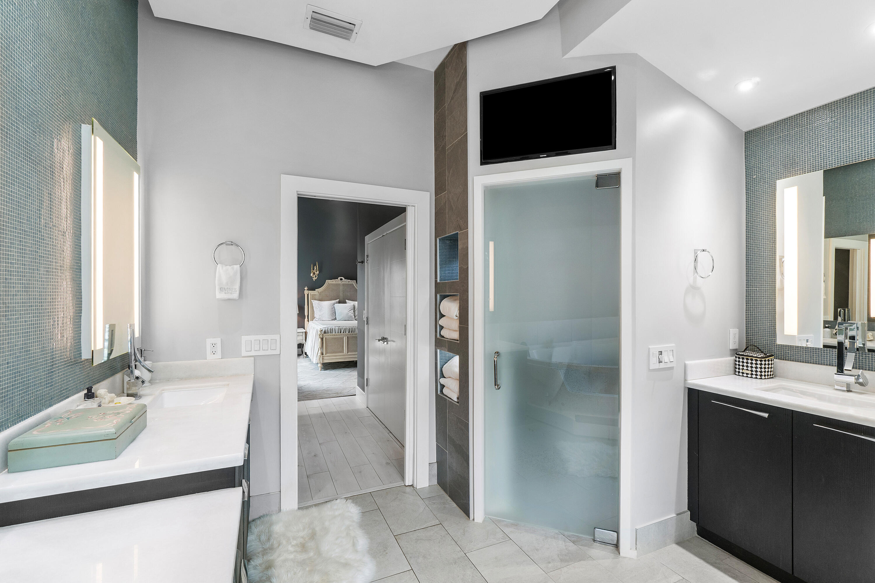 2550 Northwest 52nd Street Boca Raton, FL 33496 - Photo 21 of 64 Primary Bathroom