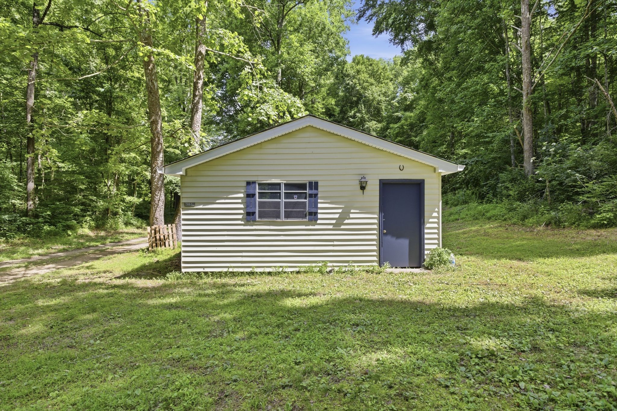 565 Clint Flowers Road McEwen, TN 37101 - Photo 3 of 51
