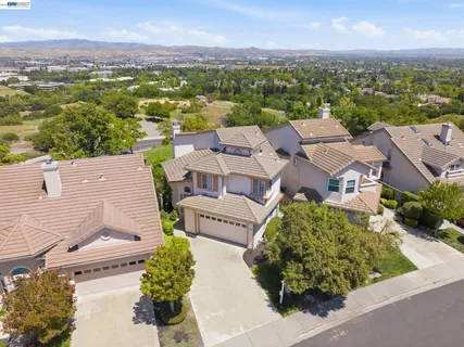 $1,880,000 | 5630 Highcrest Court, Pleasanton, CA 94588