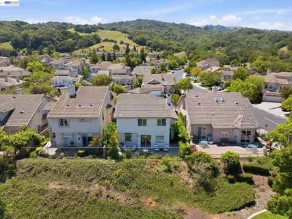 $1,880,000 | 5630 Highcrest Court, Pleasanton, CA 94588