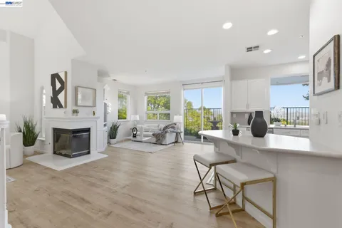 $1,880,000 | 5630 Highcrest Court, Pleasanton, CA 94588