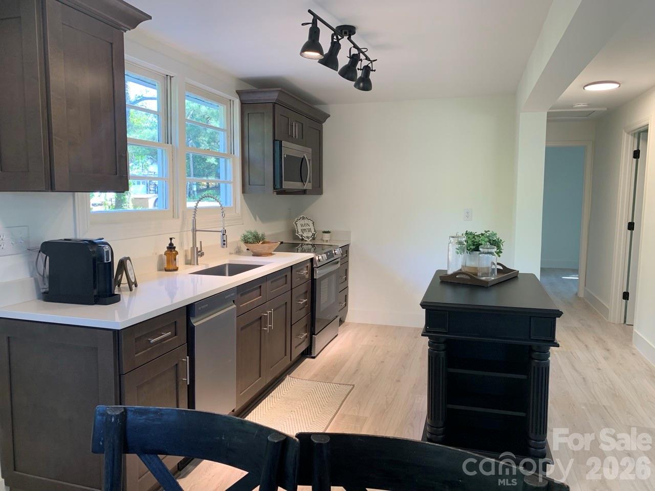 188 Bailey Road Mooresville, NC 28117 - Photo 3 of 37