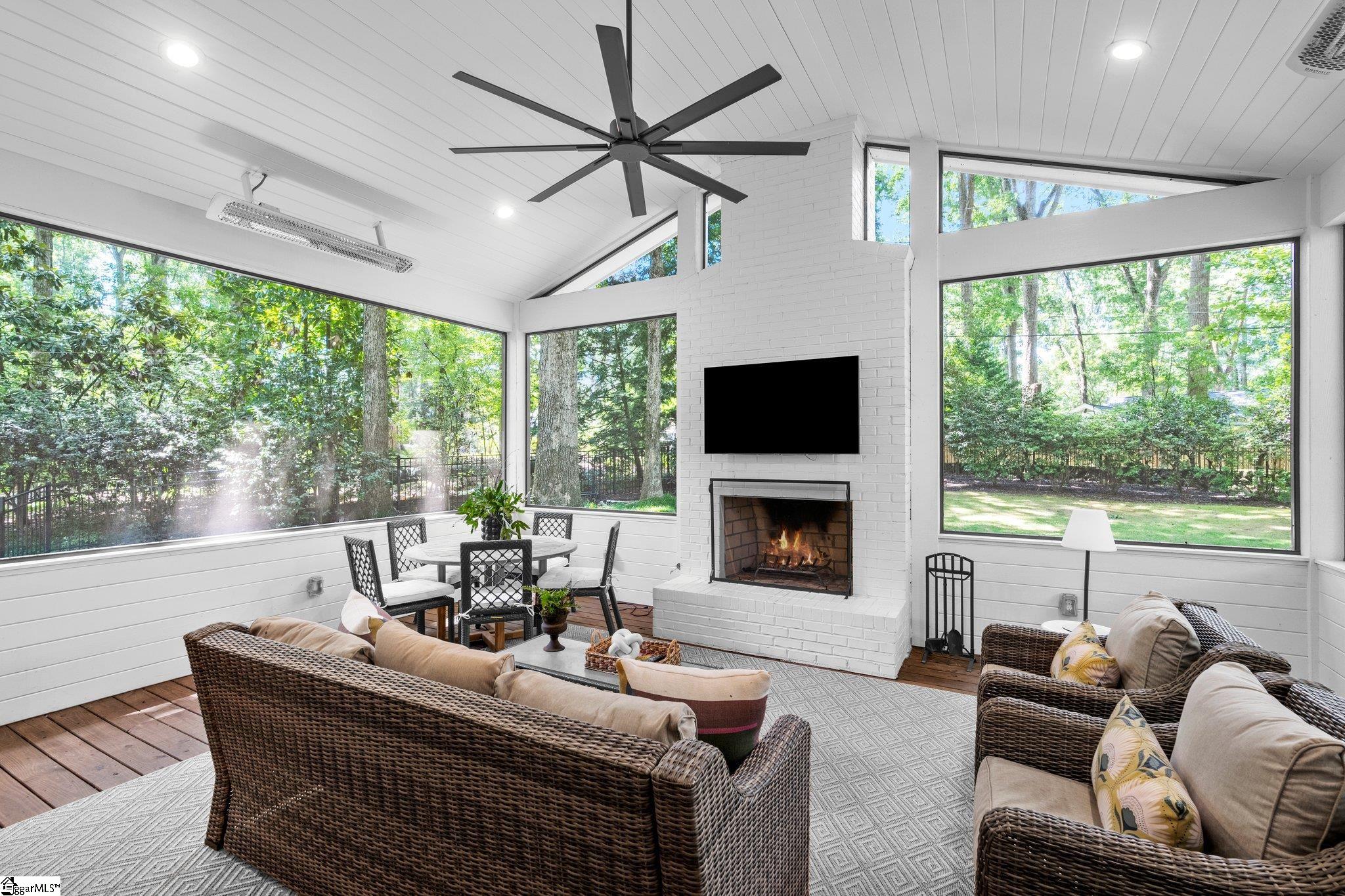 326 Riverside Drive Greenville, SC 29605 - Photo 15 of 36 Gallery Image 15