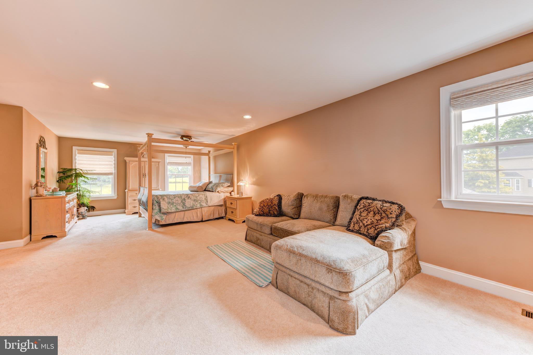 1680 Delaware Rim Road Yardley, PA 19067 - Photo 22 of 43 Gallery Image 22