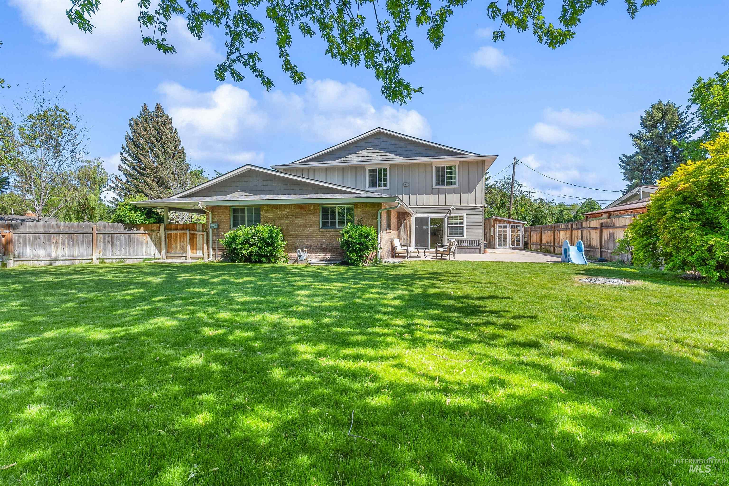 2425 North Redway Road Boise, ID 83704 - Photo 4 of 49