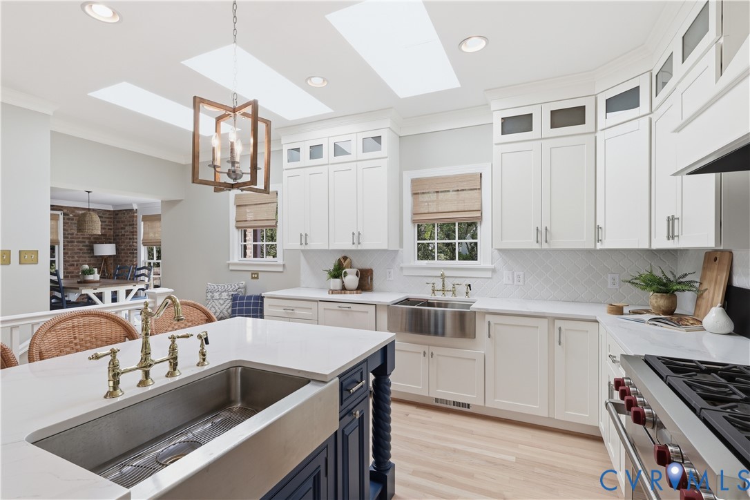 103 Berkshire Road Richmond, VA 23221 - Photo 12 of 48 New Kitchen, Custom Cabinets, Quartz Island and Co