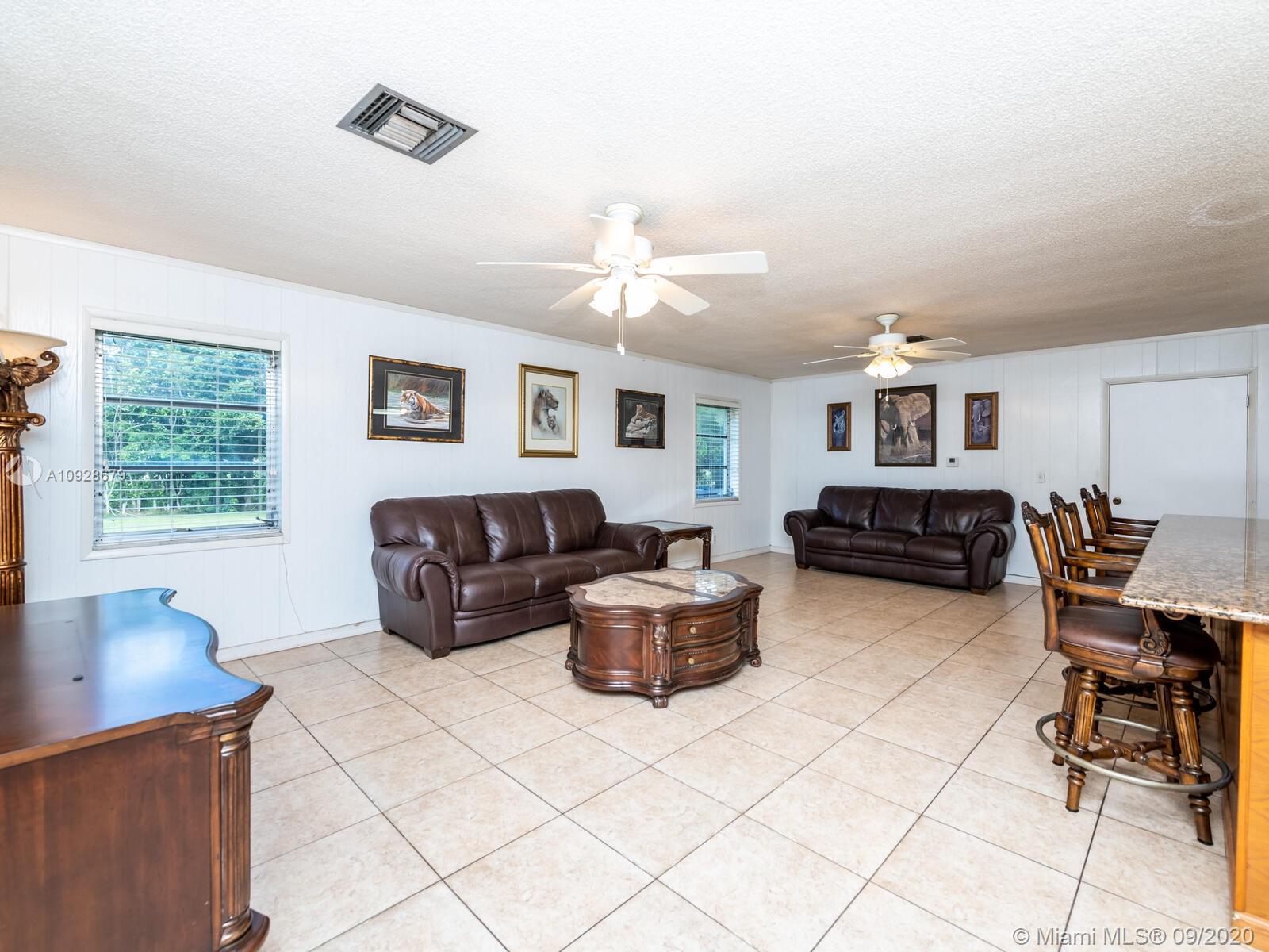 14750 Southwest 63rd Street Southwest Ranches, FL 33330 - Photo 19 of 62 Gallery Image 19