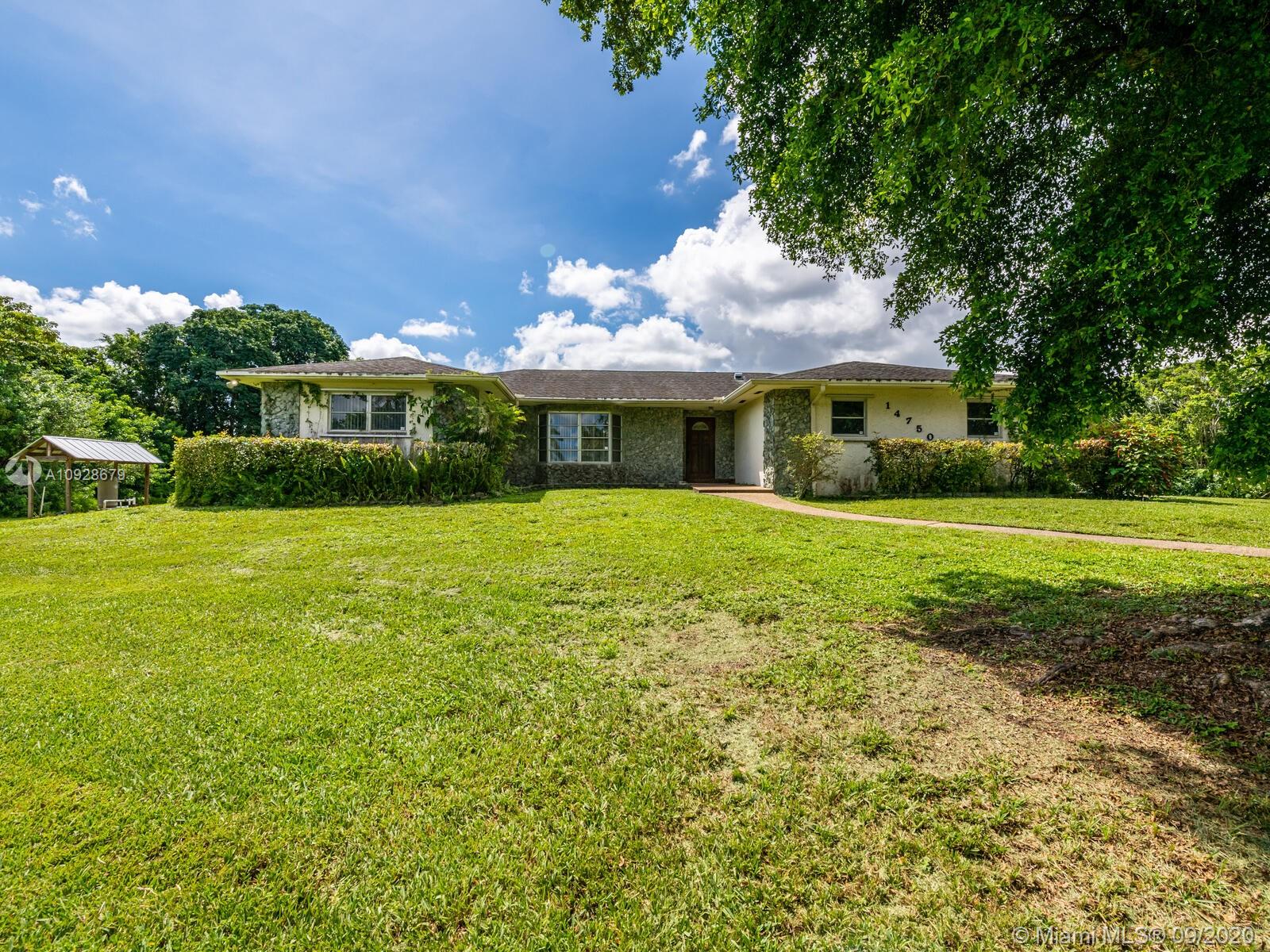 14750 Southwest 63rd Street Southwest Ranches, FL 33330 - Photo 3 of 62 Gallery Image 3