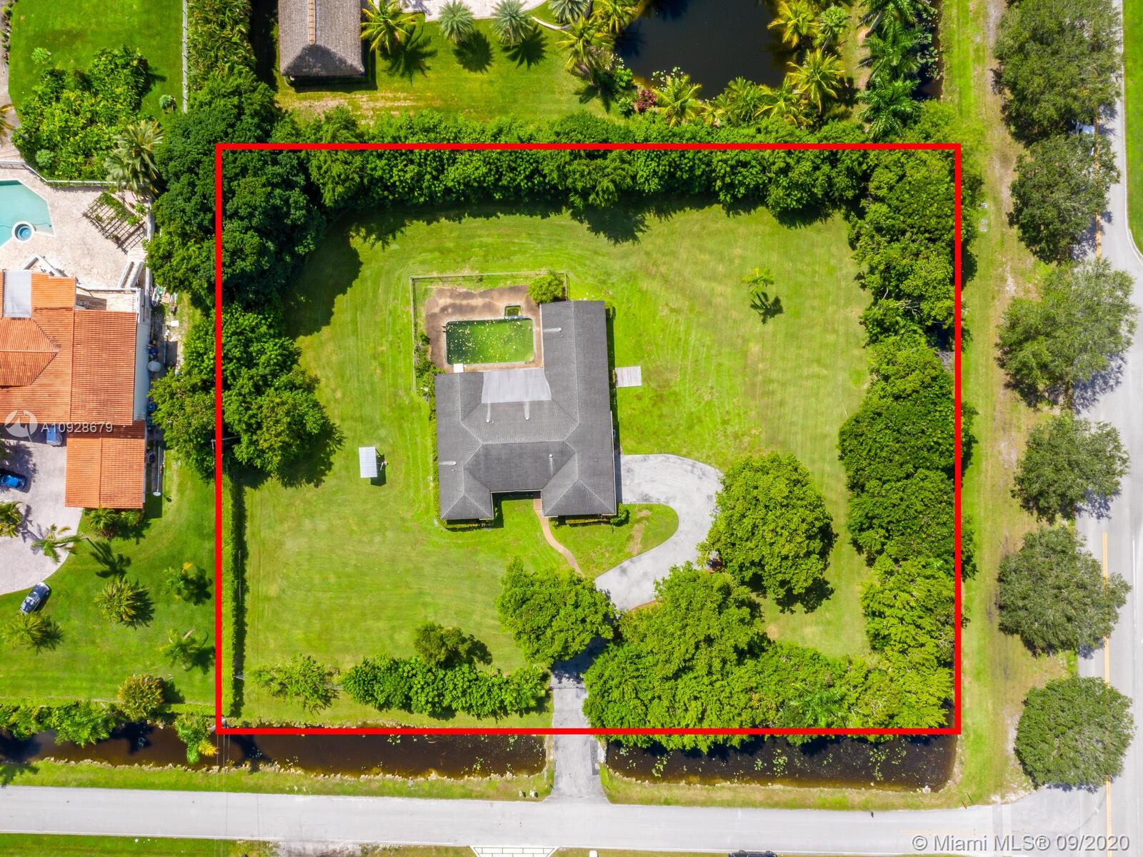 14750 Southwest 63rd Street Southwest Ranches, FL 33330 - Photo 5 of 62 Gallery Image 5