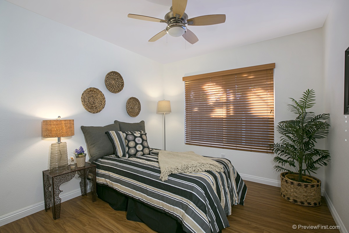 283 Sharp Place Encinitas, CA 92024 - Photo 11 of 18 Gallery Image 11