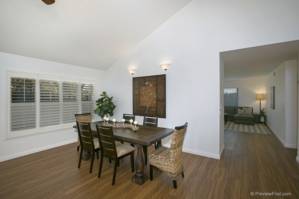 283 Sharp Place Encinitas, CA 92024 - Photo 5 of 18 Gallery Image 5