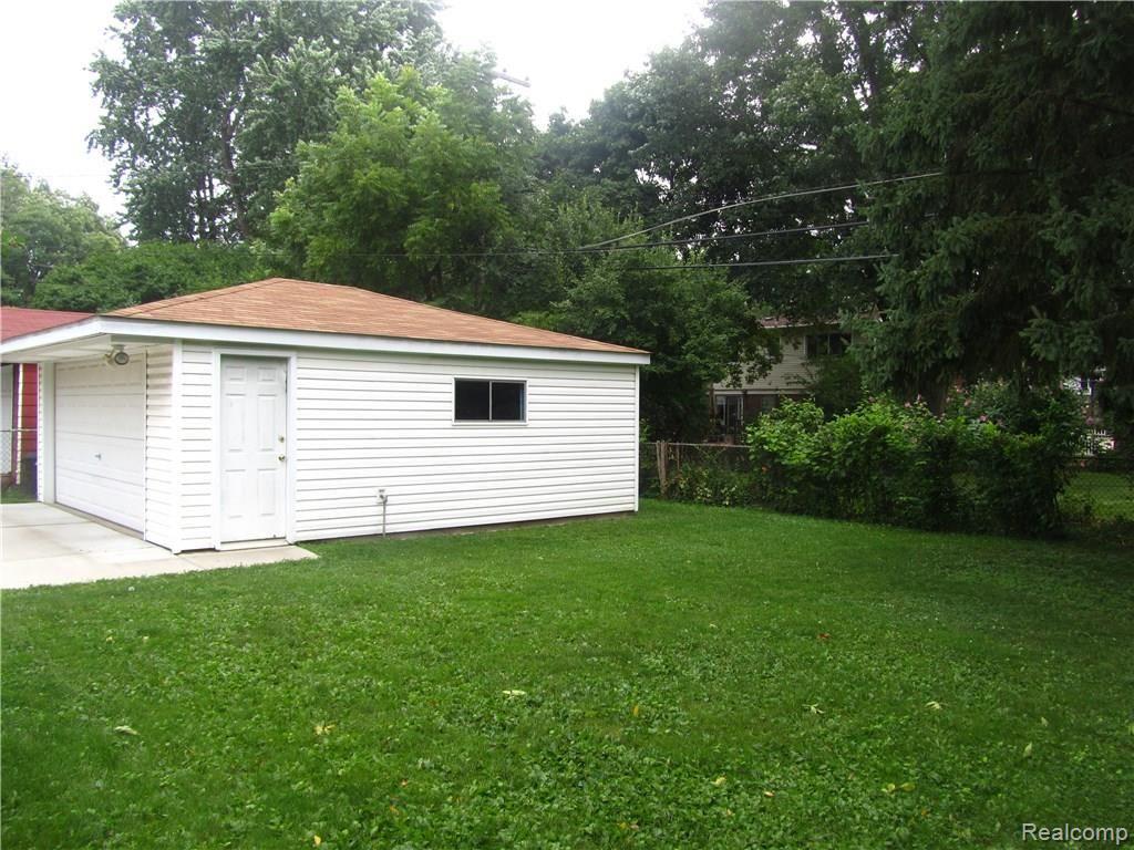 14810 Inkster Road Redford, MI 48239 - Photo 5 of 32