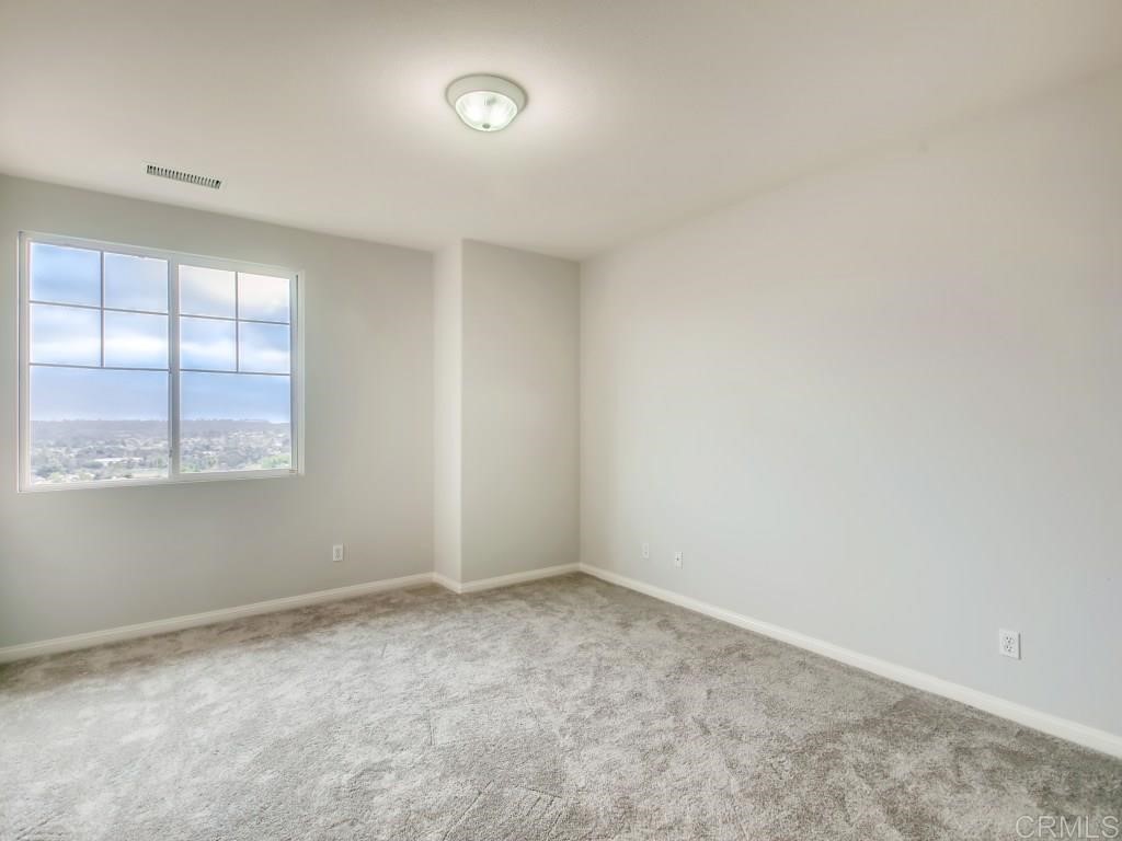 7659 Circulo Sequoia Carlsbad, CA 92009 - Photo 26 of 49