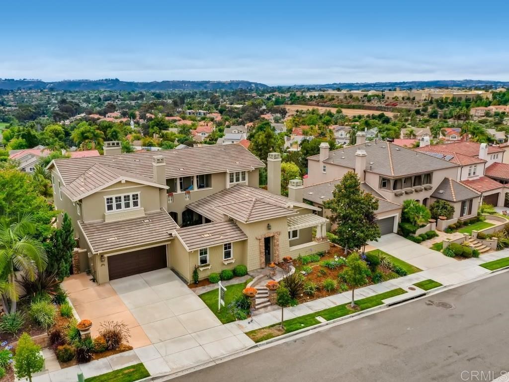 7659 Circulo Sequoia Carlsbad, CA 92009 - Photo 33 of 49