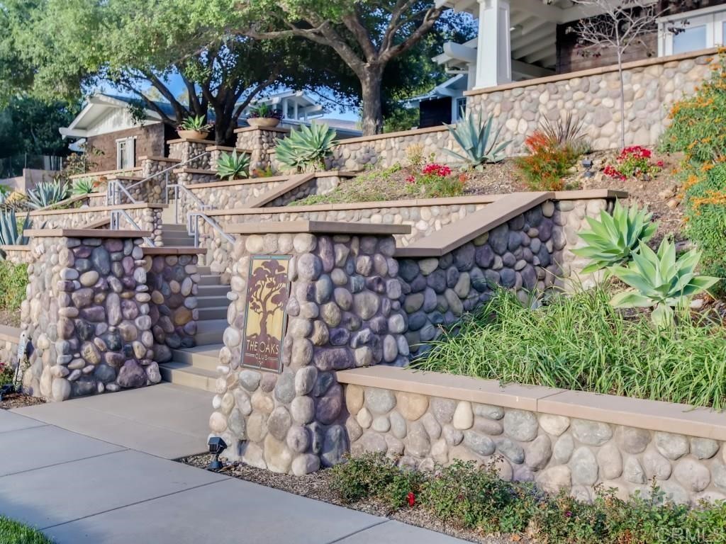 7659 Circulo Sequoia Carlsbad, CA 92009 - Photo 39 of 49