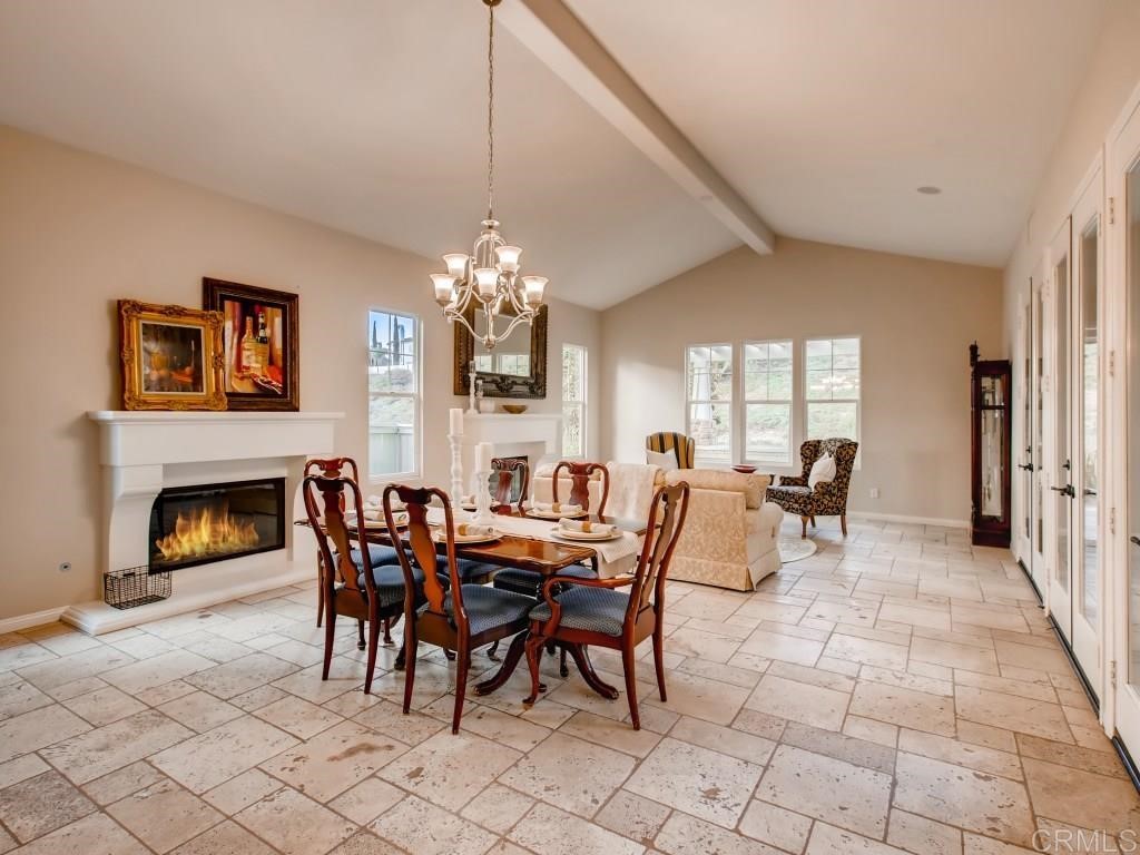 7659 Circulo Sequoia Carlsbad, CA 92009 - Photo 8 of 49