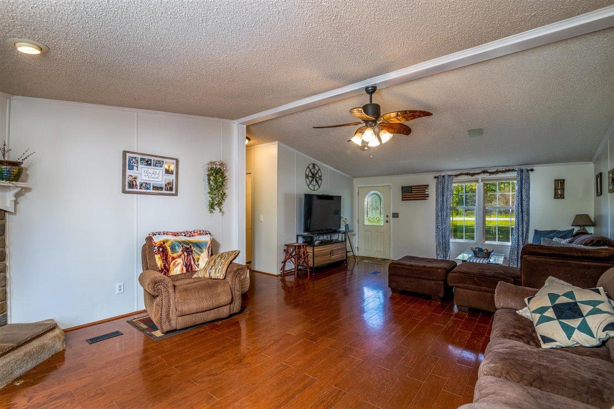 10 Tolley Road Hardy, VA 24101 - Photo 6 of 25 a living room with furniture and wooden floor