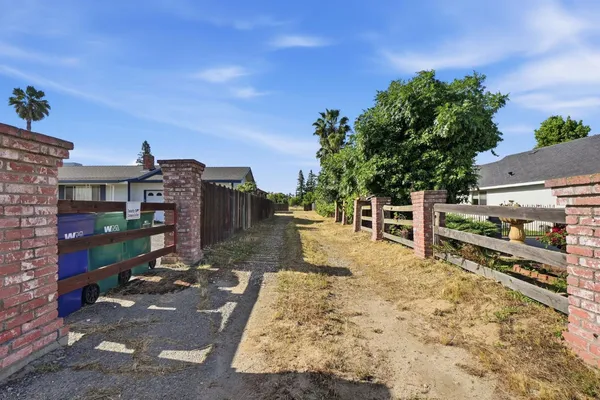 $519,950 | 6845 Camellia Drive, Atwater, CA 95301
