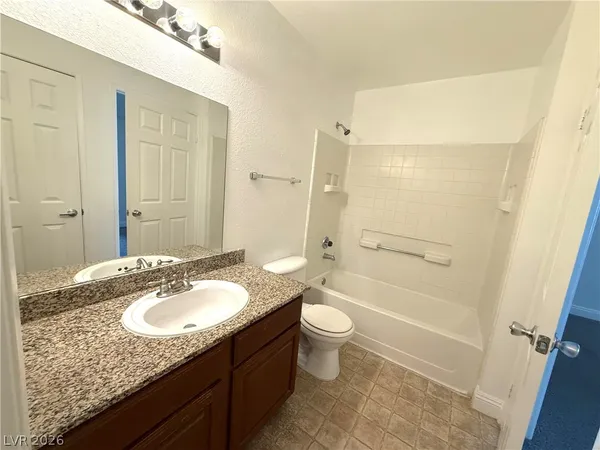 $1,050 | 6800 East Lake Mead Boulevard, Unit 2039, Las Vegas, NV 89156
