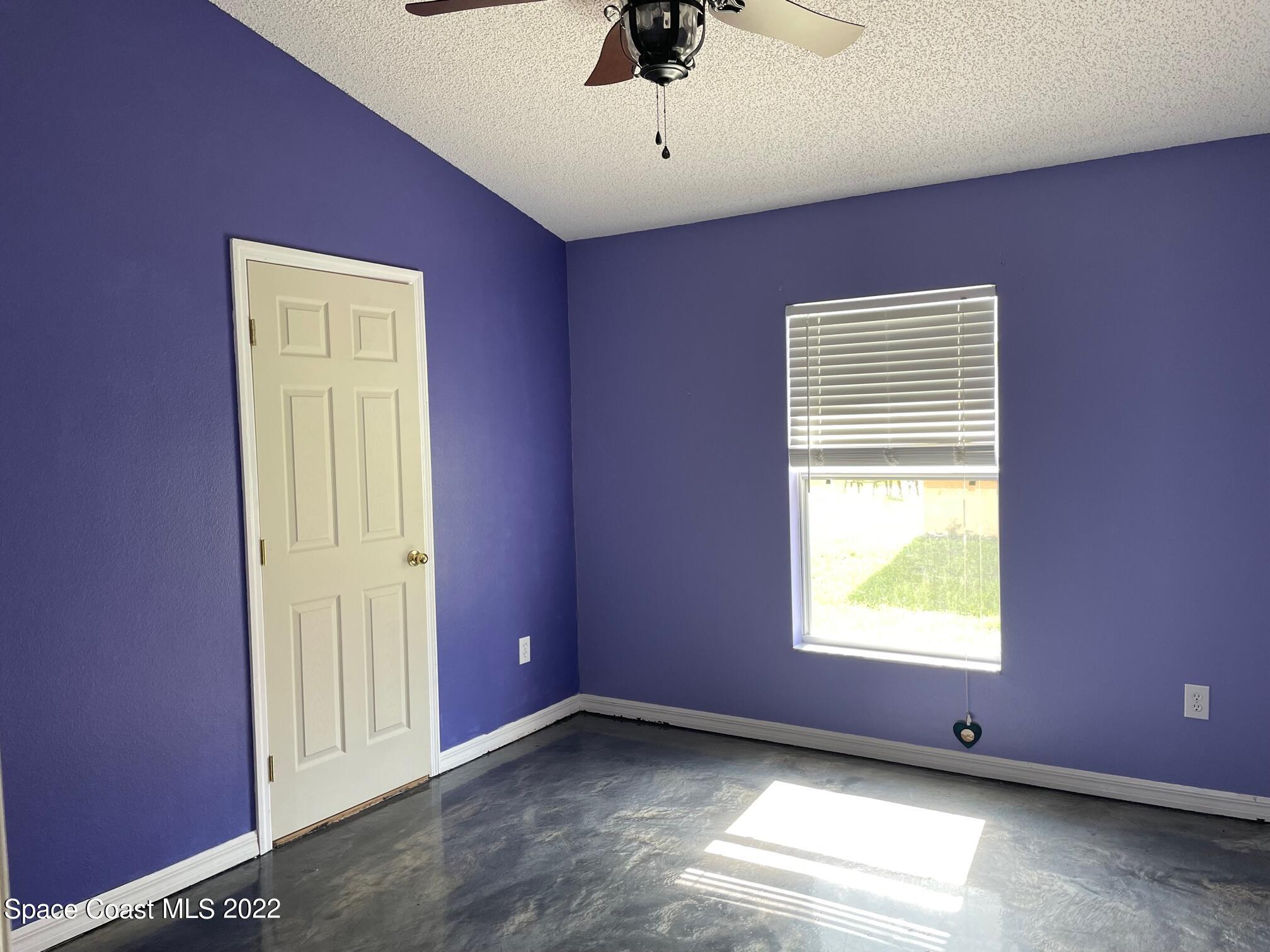 701 Lavender Street Southeast Palm Bay, FL 32909 - Photo 22 of 34 Bed 3 Connects