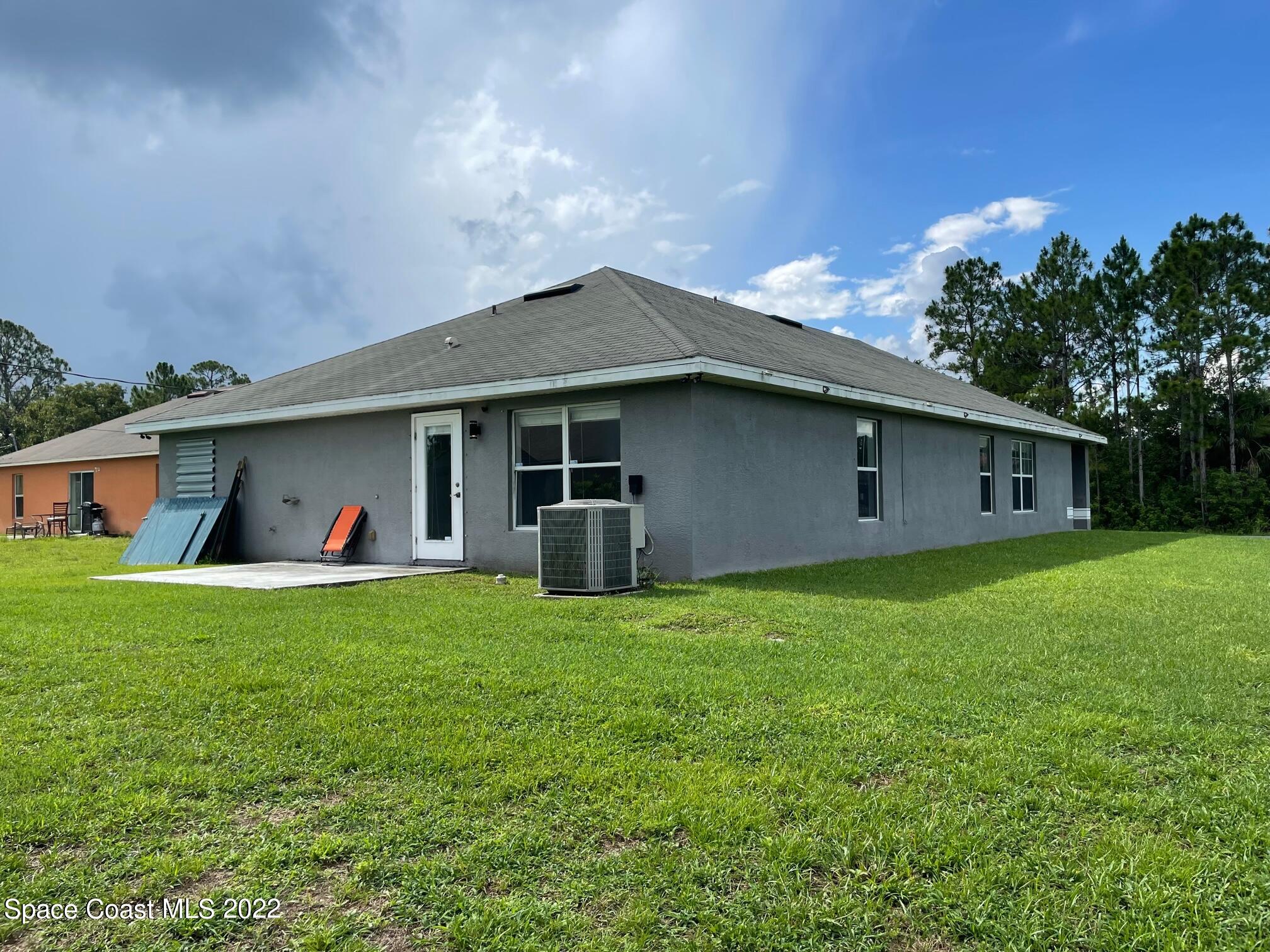 701 Lavender Street Southeast Palm Bay, FL 32909 - Photo 29 of 34 Patio