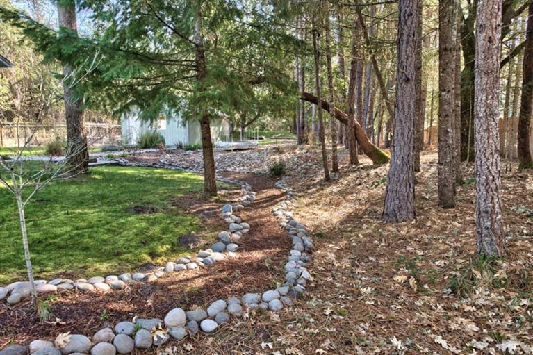 2481 Sand Creek Road Grants Pass, OR 97527 - Photo 3 of 35 Additional Photo