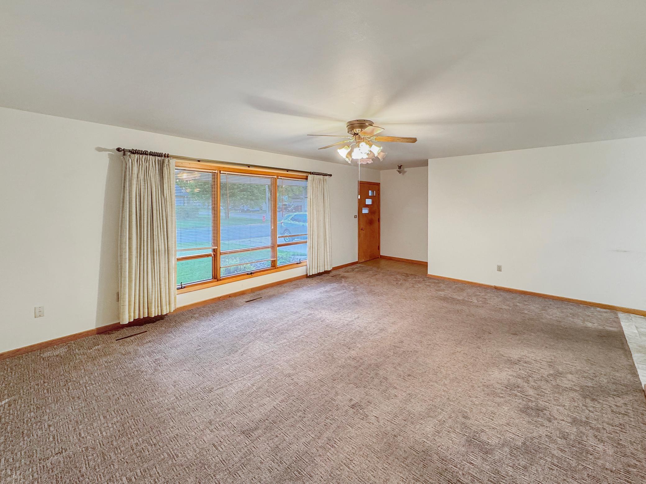 314 North Maple Street Ellsworth, MN 56129 - Photo 8 of 21