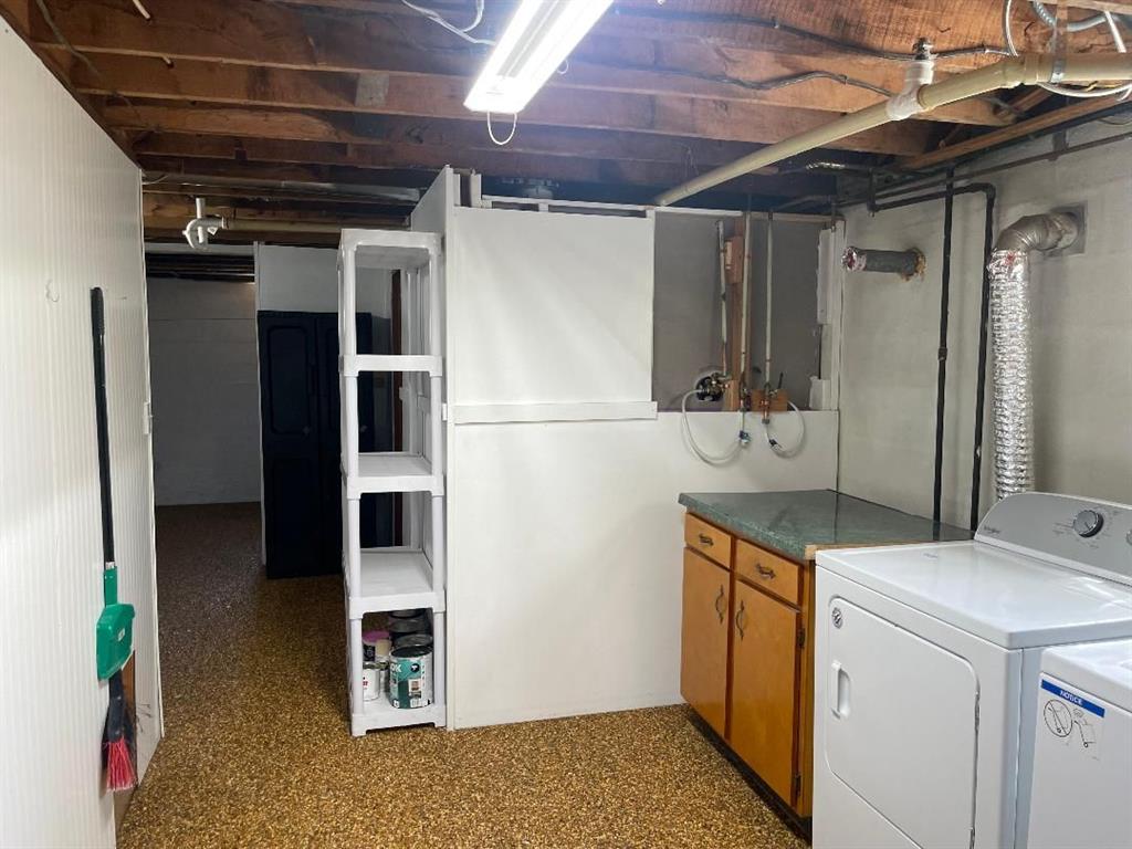 455 Bedford Road West Middlesex, PA 16159 - Photo 20 of 31 Laundry