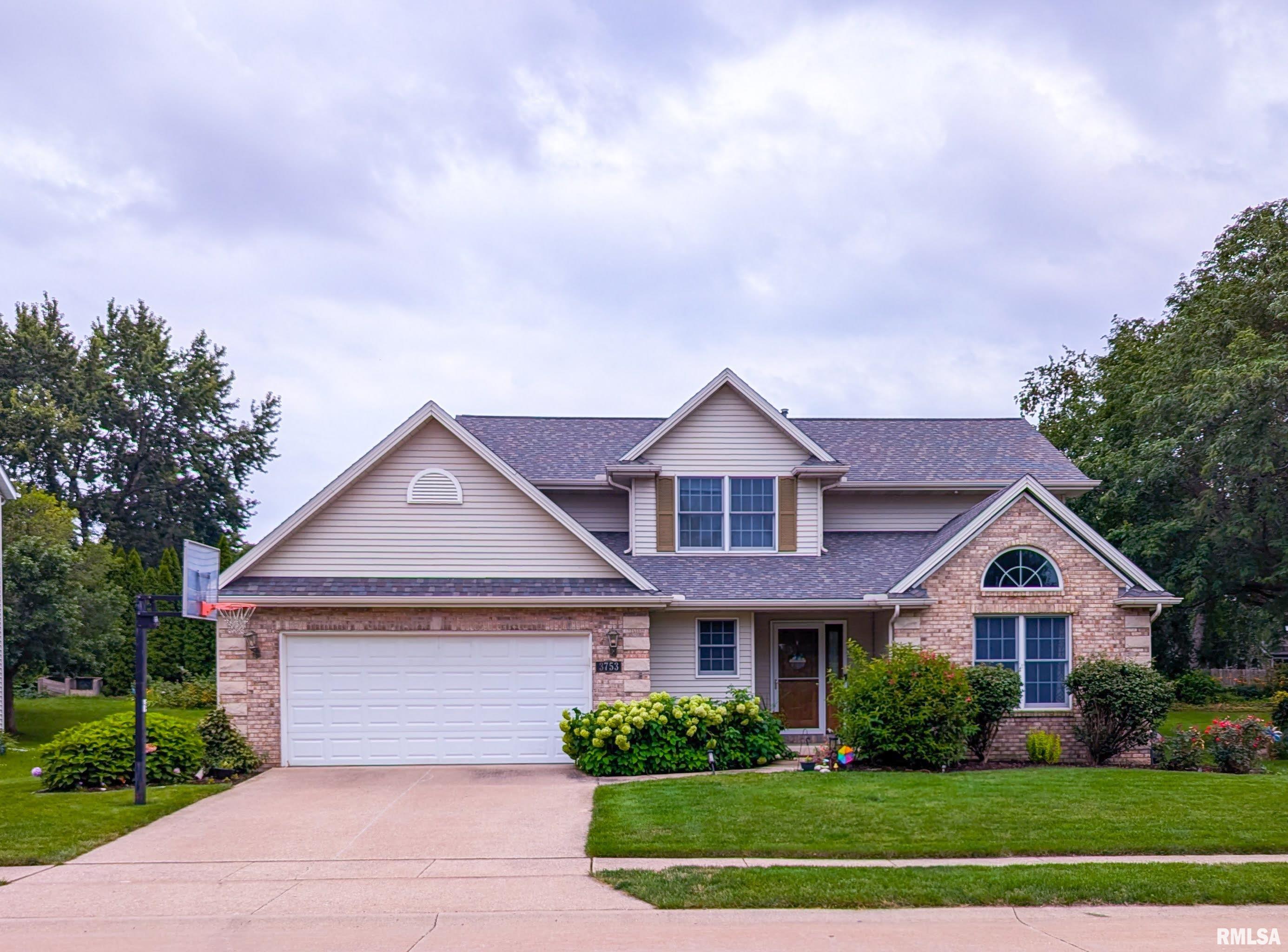 3753 Raleigh Avenue Bettendorf, IA 52722 - Photo 1 of 39 Gallery Image 1