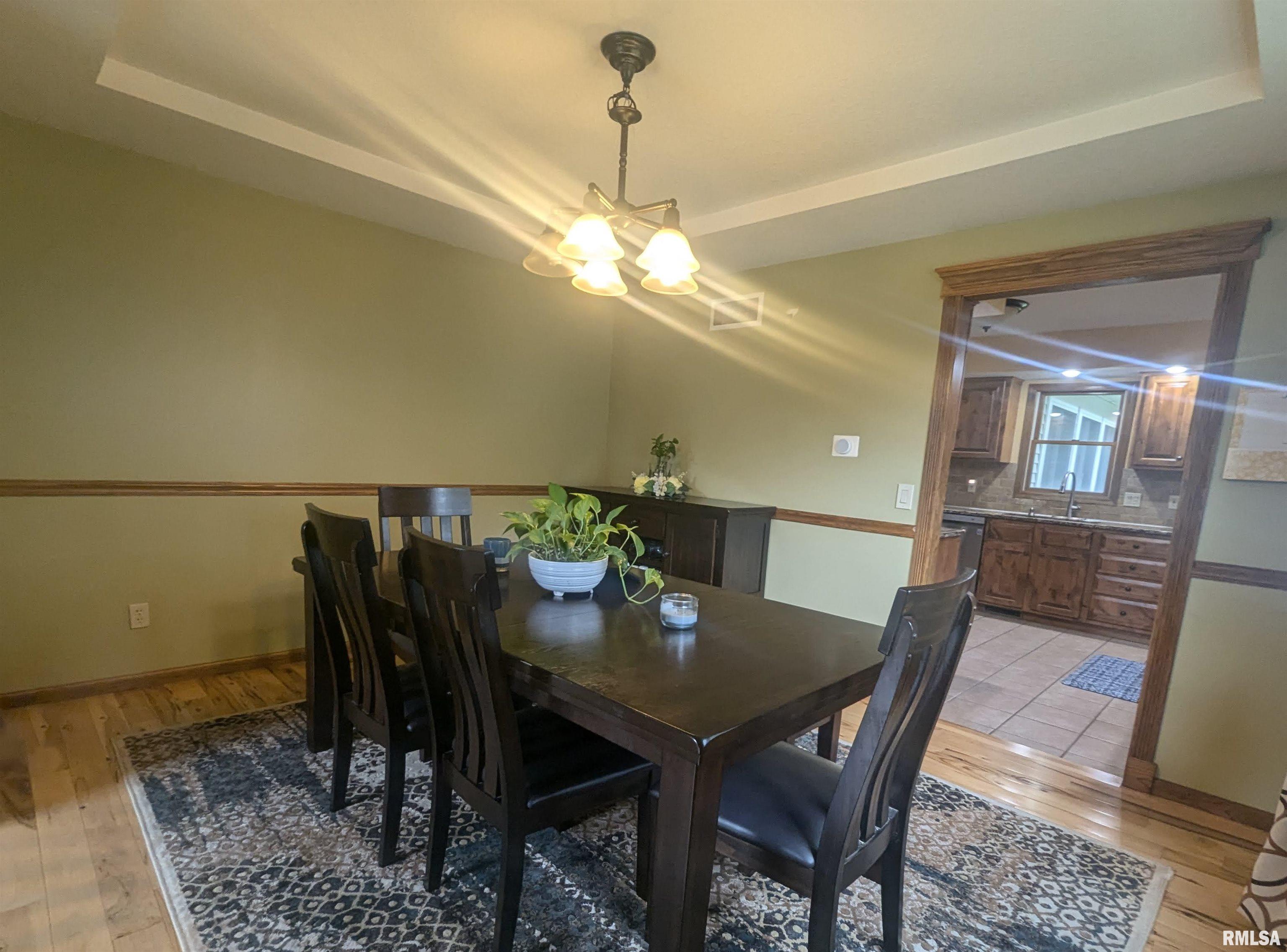 3753 Raleigh Avenue Bettendorf, IA 52722 - Photo 33 of 39 Gallery Image 33