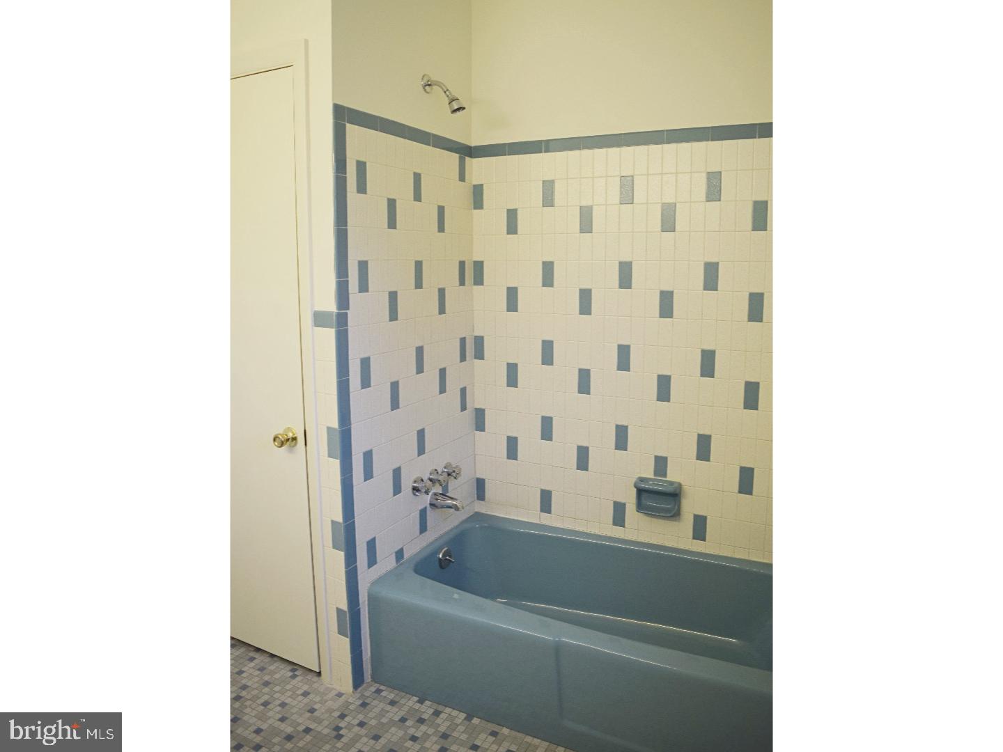 526 Weidman Avenue Sinking Spring, PA 19608 - Photo 17 of 25 Bathroom