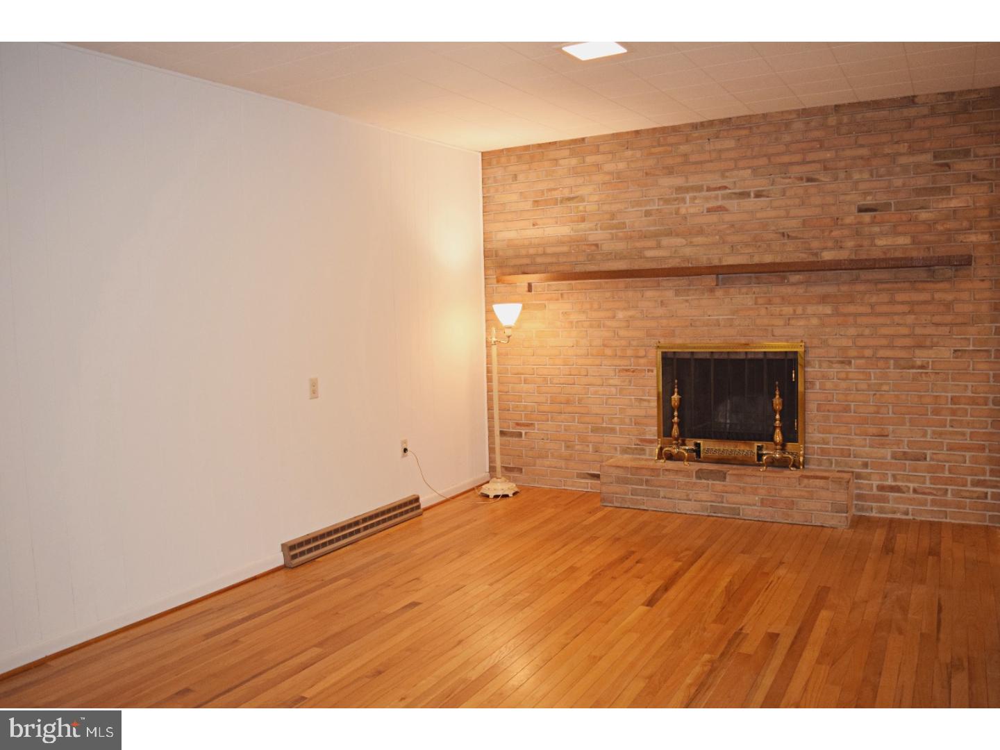 526 Weidman Avenue Sinking Spring, PA 19608 - Photo 8 of 25 Great Room