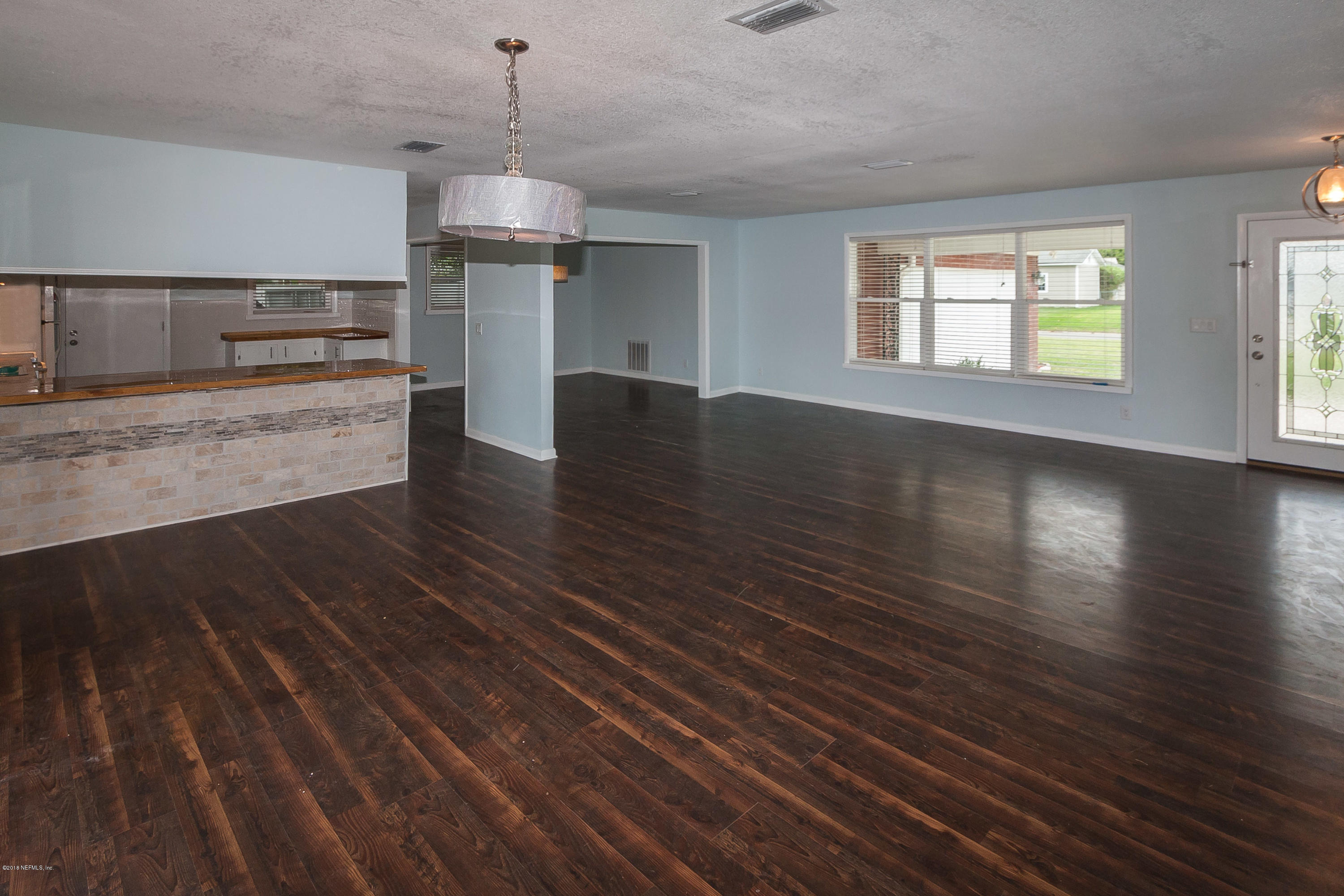 8220 Altama Road Jacksonville, FL 32216 - Photo 11 of 23 Living Area view 2