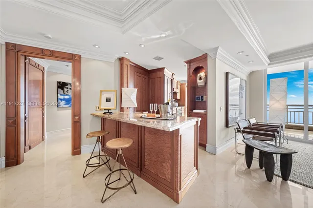 $1,725,000 | 808 Brickell Key Drive, Unit 1802, Miami, FL 33131