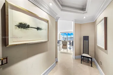 $1,800,000 | 808 Brickell Key Drive, Unit 1802, Miami, FL 33131