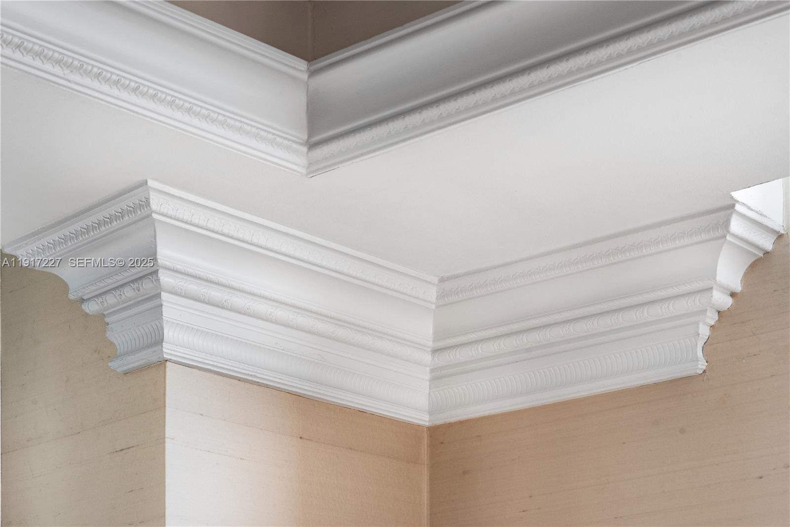 808 Brickell Key Drive, Unit 1802 Miami, FL 33131 - Photo 22 of 43 a close up of a shower