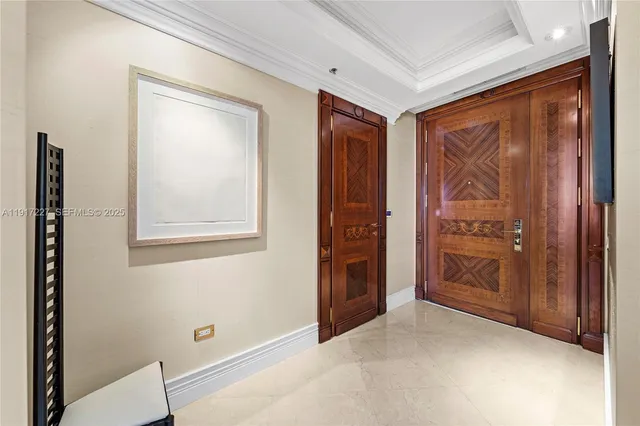 $1,725,000 | 808 Brickell Key Drive, Unit 1802, Miami, FL 33131