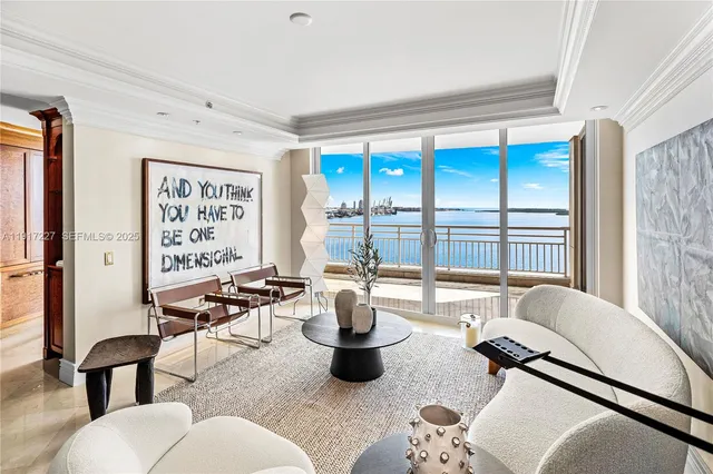 $1,725,000 | 808 Brickell Key Drive, Unit 1802, Miami, FL 33131