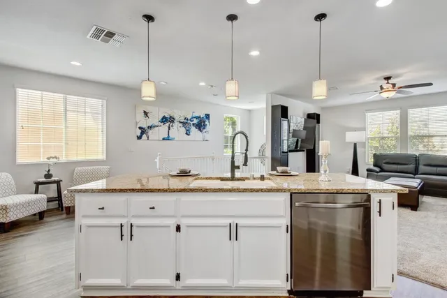 $589,000 | 10884 Stourport Way, Rancho Cordova, CA 95670