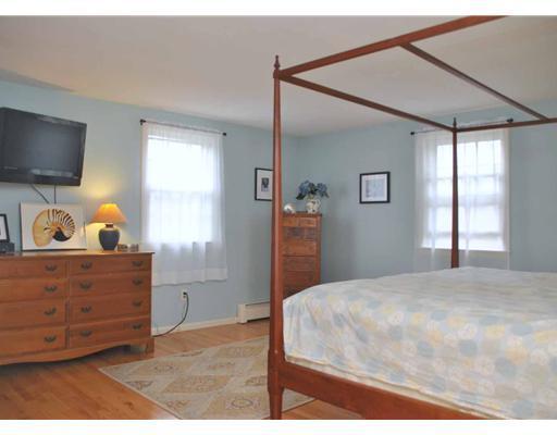 9 Pine Point Road Cape Elizabeth, ME 04107 - Photo 14 of 20 Master Bedroom.