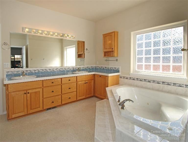 375 Southeast Soft Tail Loop Bend, OR 97702 - Photo 19 of 25 Wonderful master bath with jetted tub an